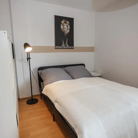 아파트 Fullhouse - - K70 - Elevator - Balcony - Smarttv 아이제나흐