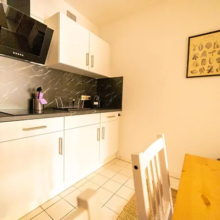 Fullhouse - - K70 - Elevator - Balcony - Smarttv