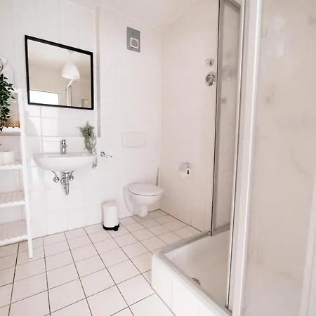 Fullhouse - - K70 - Elevator - Balcony - Smarttv Apartamento Eisenach