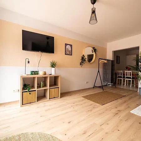 Fullhouse - - K70 - Elevator - Balcony - Smarttv