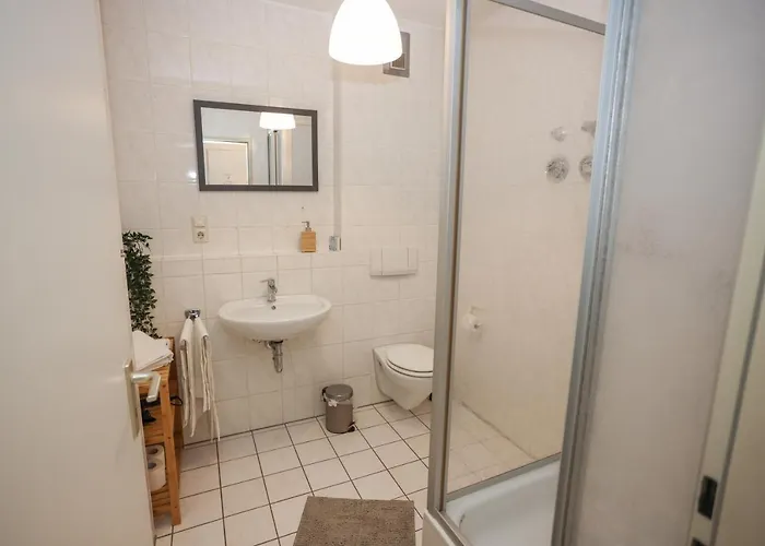 Fullhouse - - K70 - Elevator - Balcony - Smarttv * Eisenach