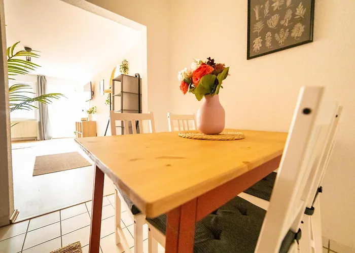 Fullhouse - - K70 - Elevator - Balcony - Smarttv * Eisenach