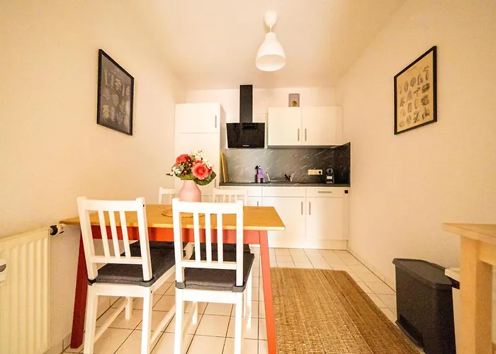 Fullhouse - - K70 - Elevator - Balcony - Smarttv * Eisenach